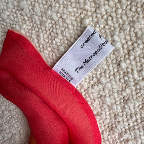 Beautiful MMA Butterfly Scarf made in Italy - Picture 5 of 6